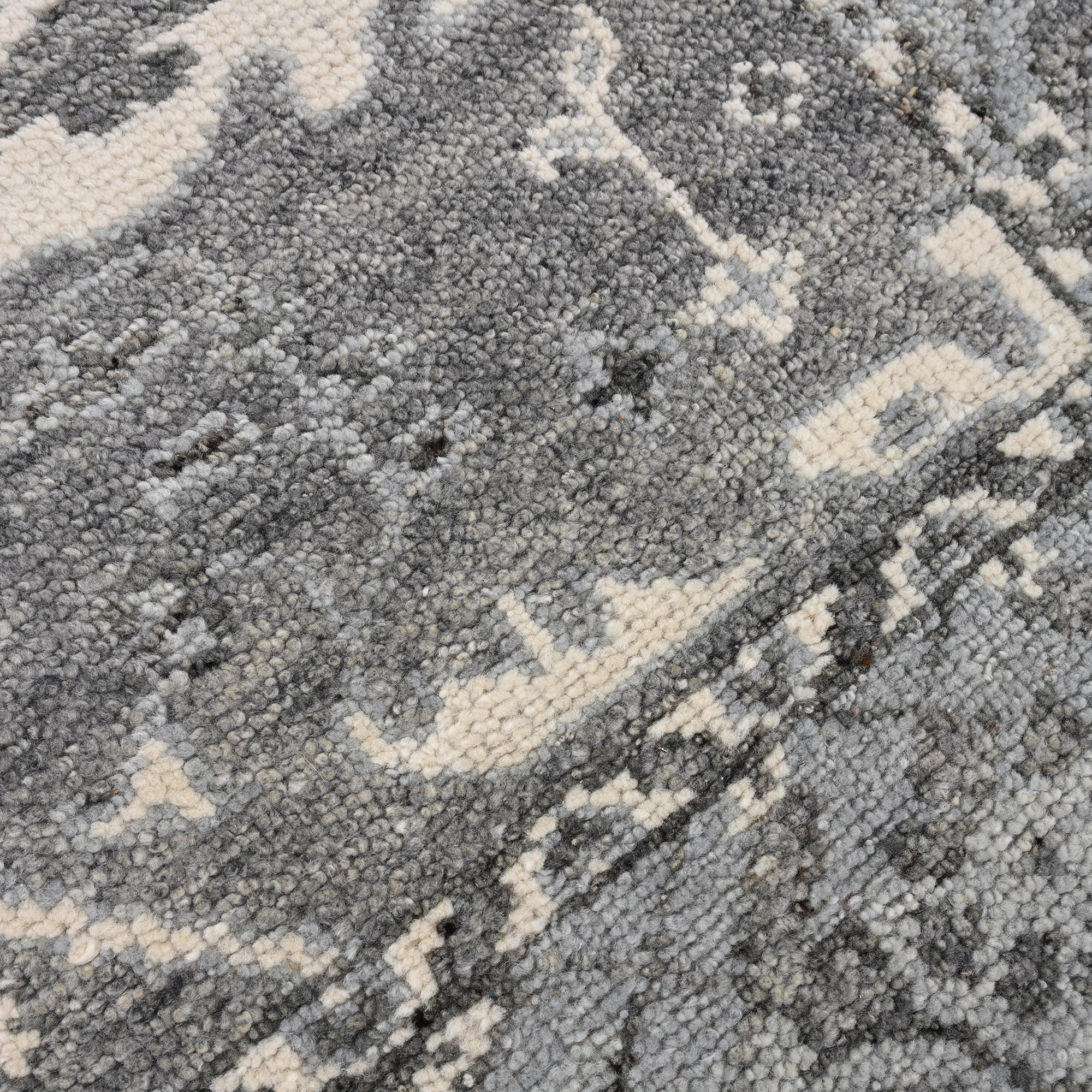 Hand-Knotted Wool Rug - Traditional Medallion Design in Gray & Ivory | Vintage-Inspired Artisan Rug by Rug Regalia