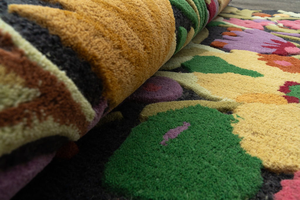 Midnight Bloom Hand-Tufted Wool Rug – Vibrant Floral Garden Design