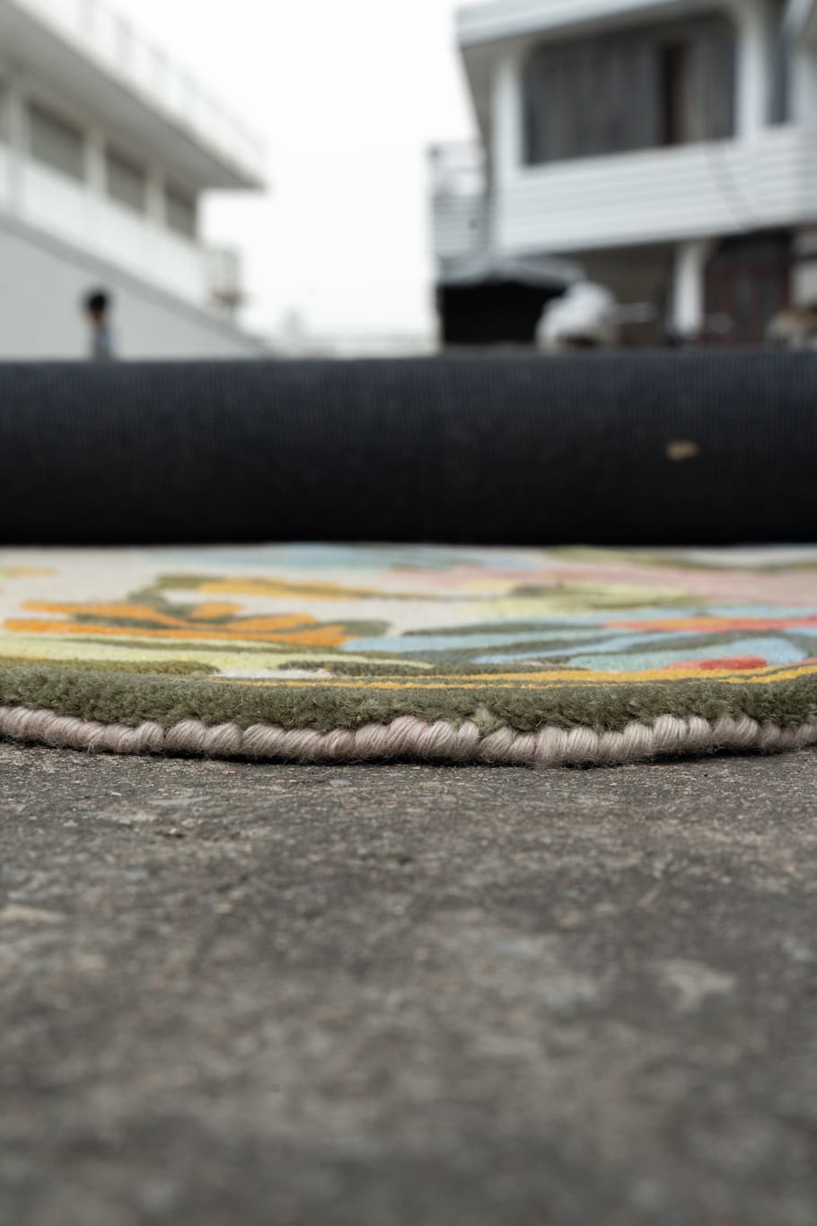 Garden Reverie Hand-Tufted Wool Rug – Romantic Floral Design