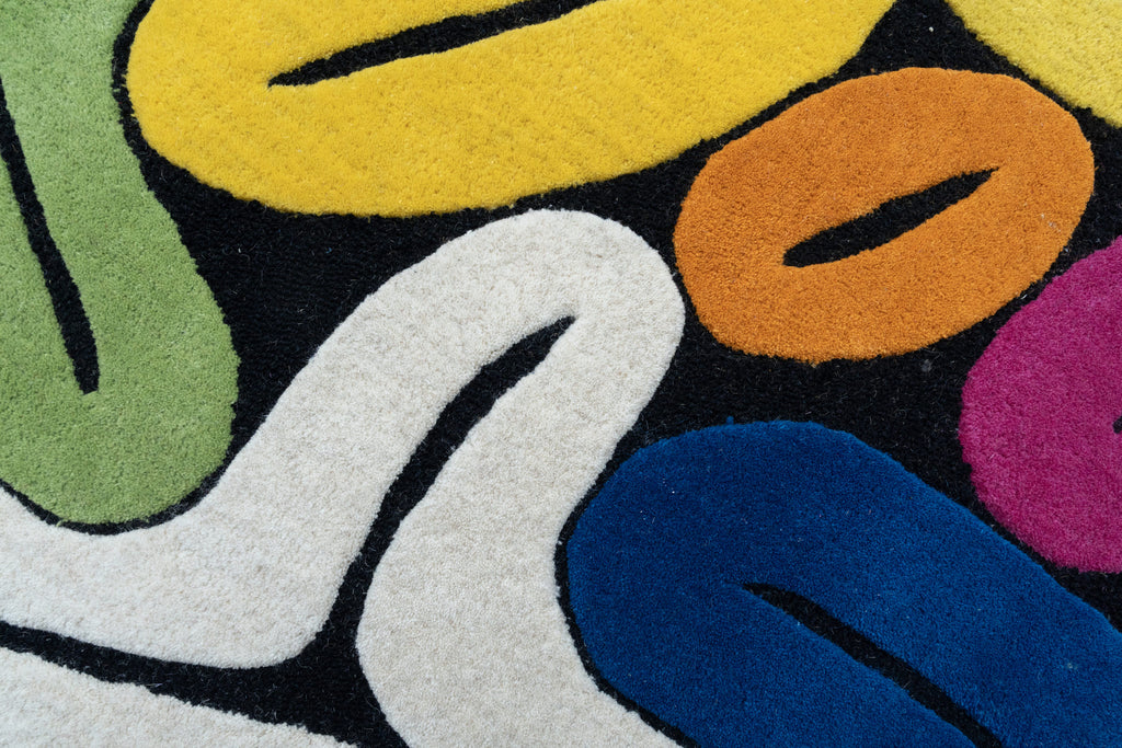 Chromatic Flow Hand-Tufted Wool Rug – Abstract Pop Art Design